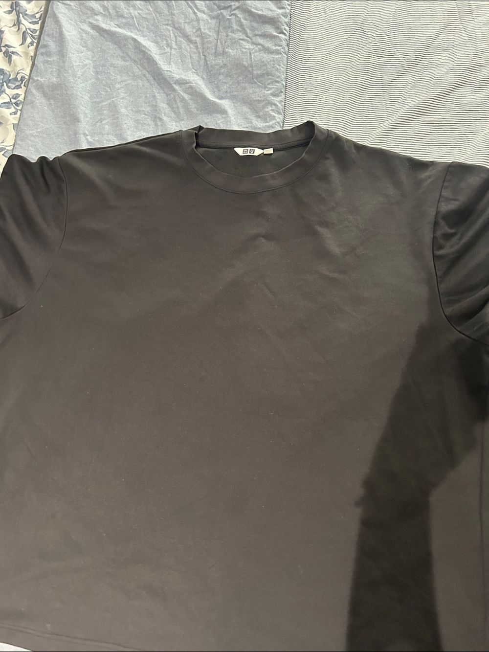 Uniqlo Black Short Sleeve Crew Neck Tee